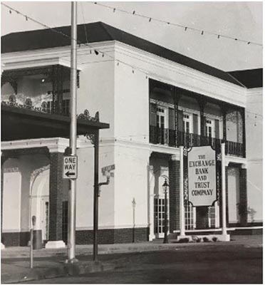 Bank Banner